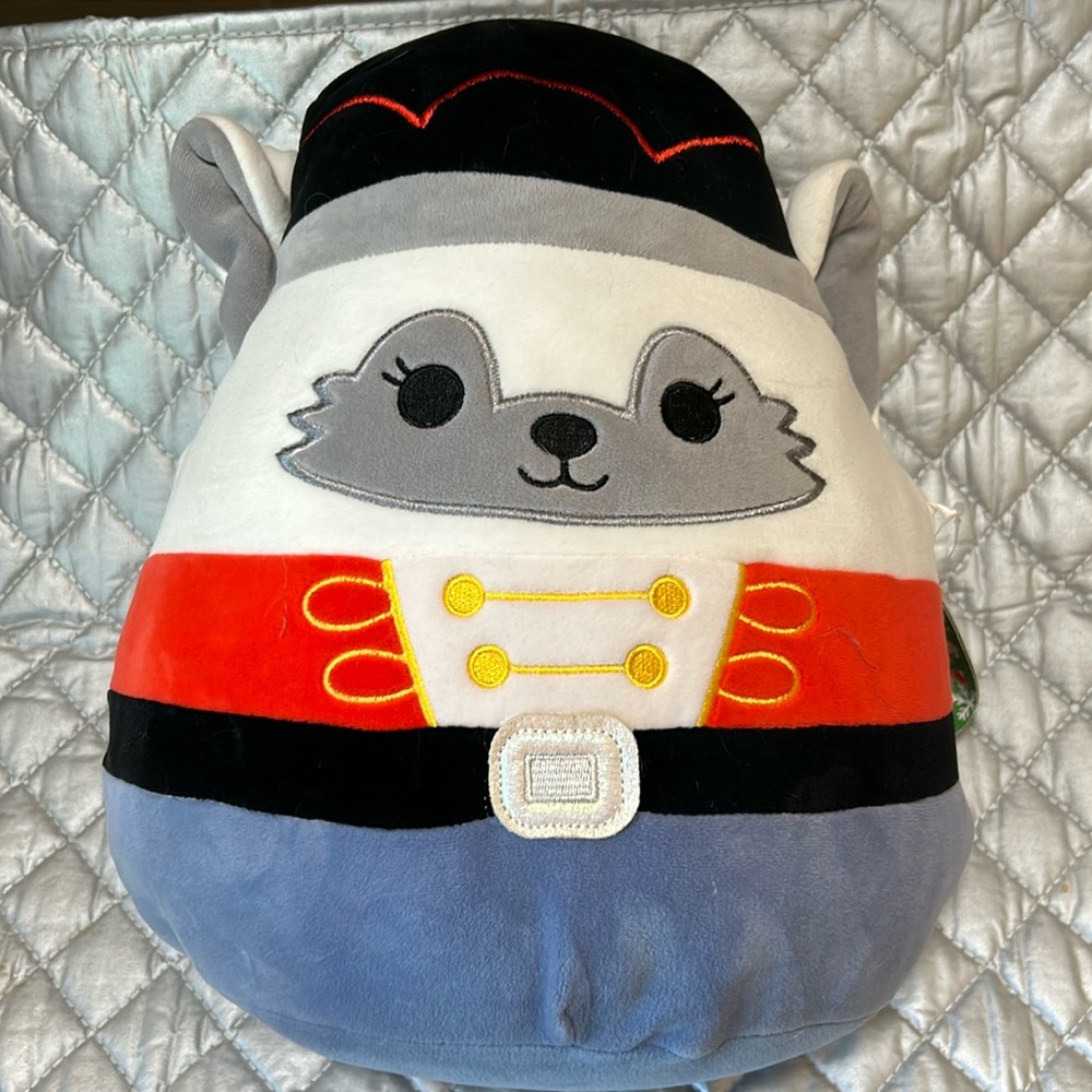Squishmallows 14” Gracelynn Artic White Fox NWT 2023 holiday plush toy